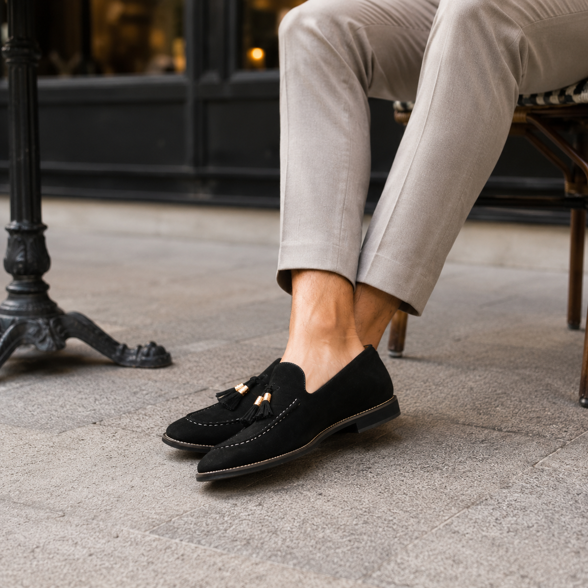 Mocassin Homme Daim Noir À Glands Élégant