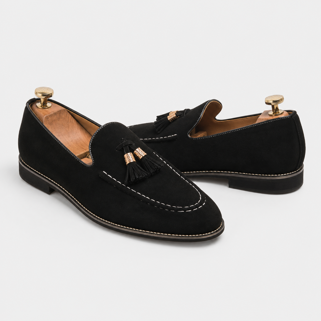 Mocassin Homme Daim Noir À Glands Élégant