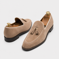 Mocassin Homme Daim Beige À Glands Élégant