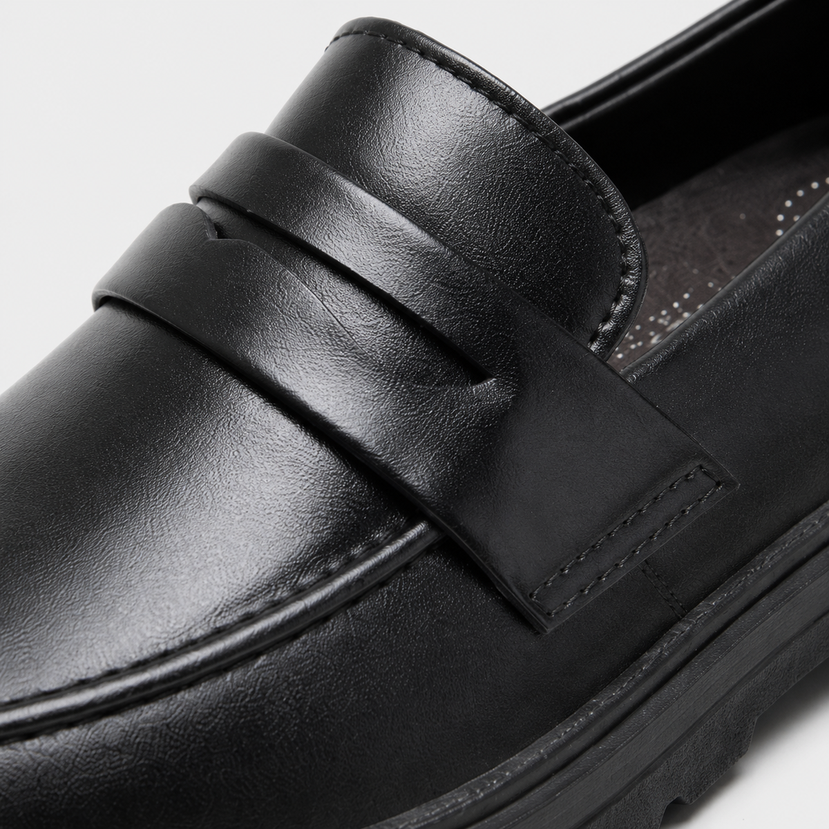 Mocassin Cuir Noir Garçon Talon
