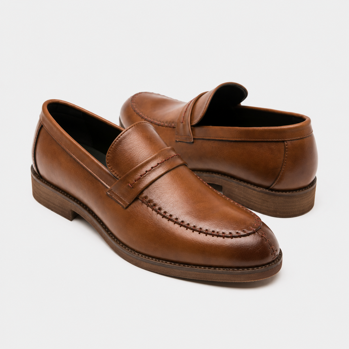 Mocassin En Cuir Marron Clair Vernis À Talon