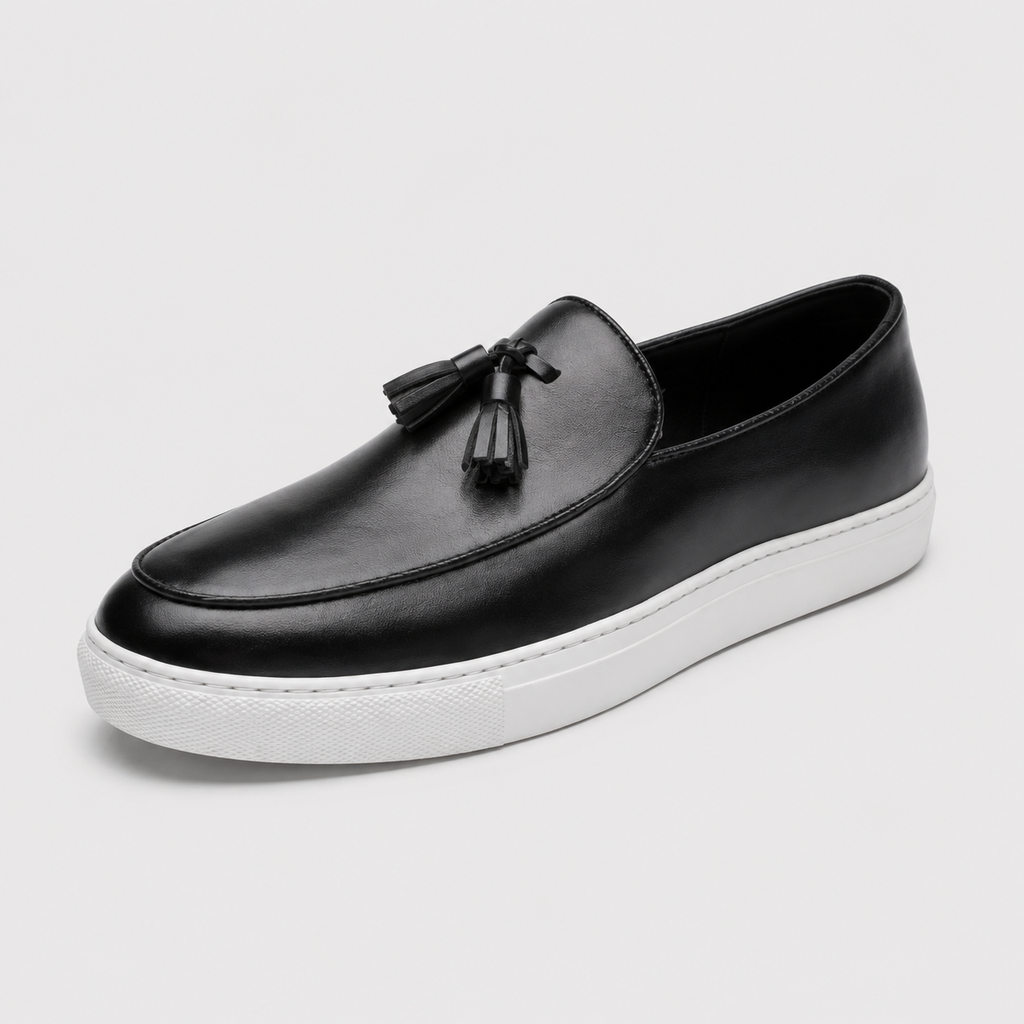Mocassins Homme Moderne en Cuir avec Pompons Noir
