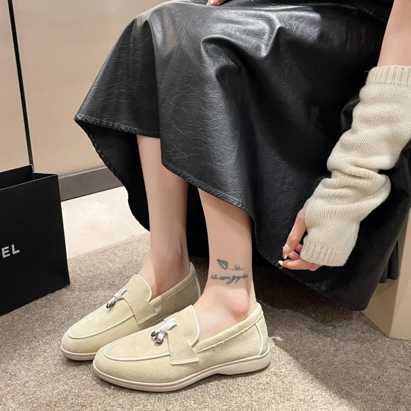 Mocassin En Daim Noir À Gland