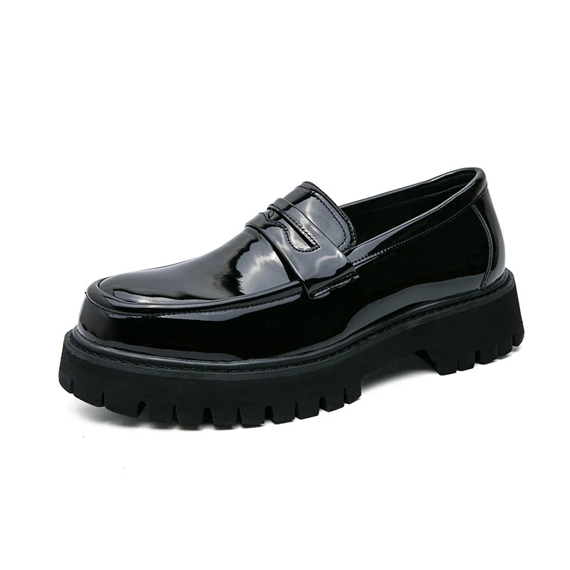 Mocassin Homme Noir Et Blanc À Glands Compensé