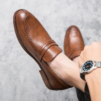 Mocassin En Cuir Noir Vernis À Talon