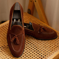 Mocassin En Dain À Gland Noir Foncé Talon Homme