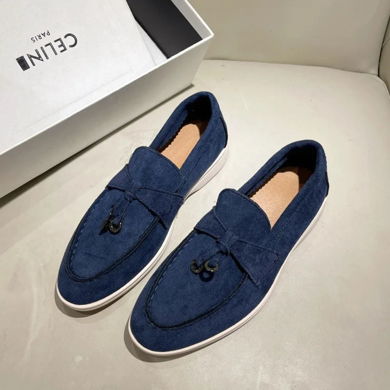 Mocassin En Daim Noir À Gland