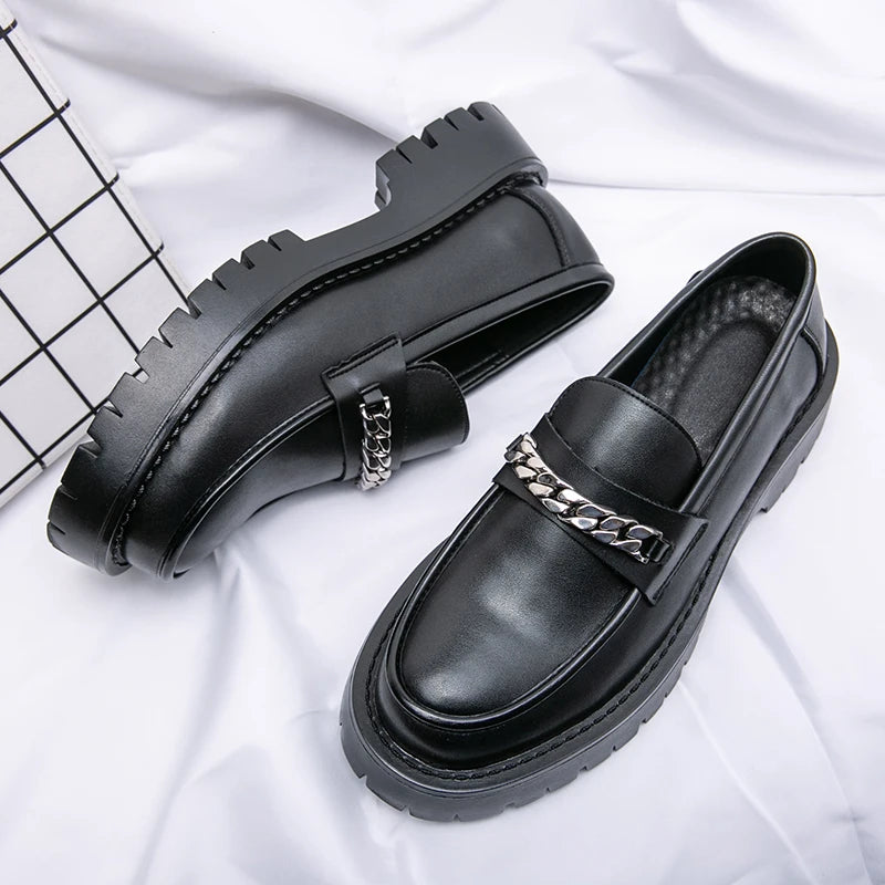 Mocassin Homme Noir Et Blanc À Glands Compensé