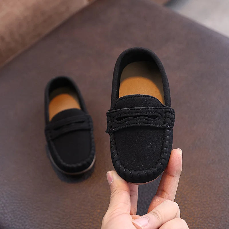 Mocassin Enfant En Daim Noir Classe Pour Bateau