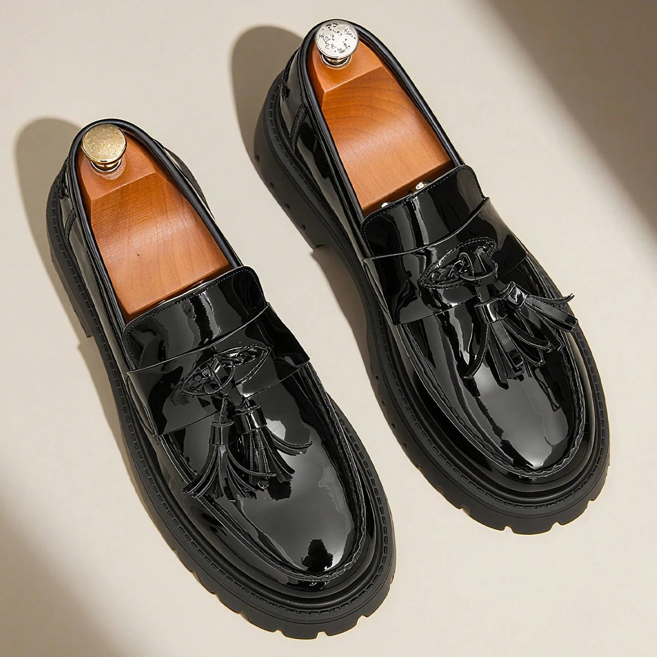 Mocassin En Cuir Noir Plateforme Vernis