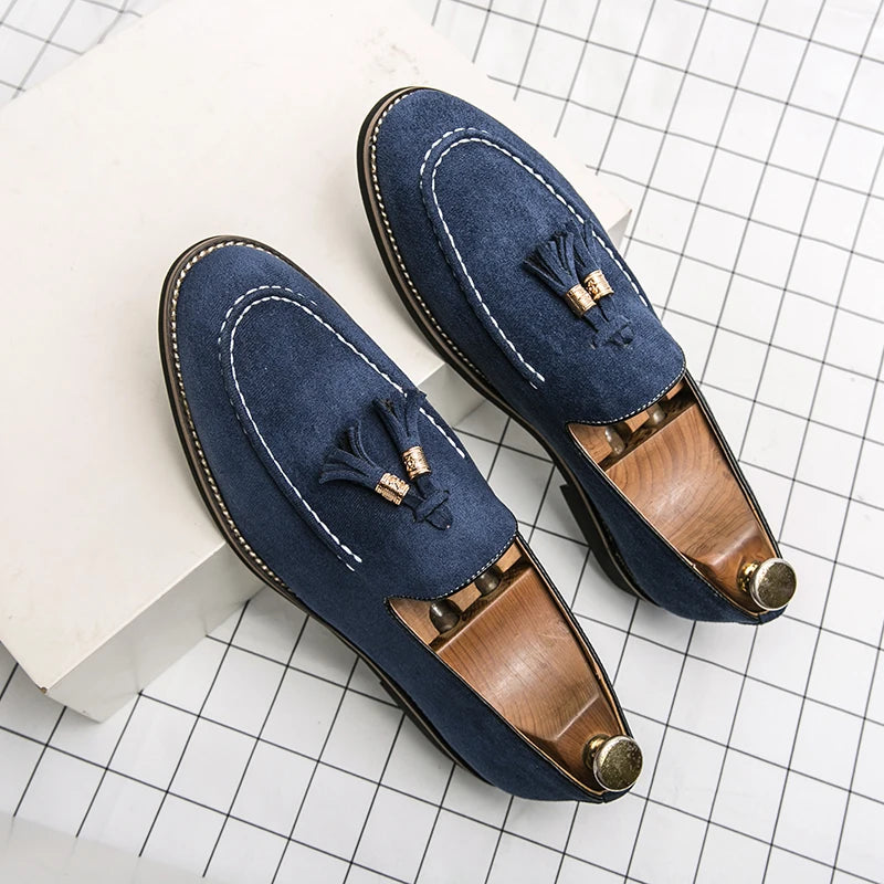 Mocassin Homme Daim Noir À Glands Élégant