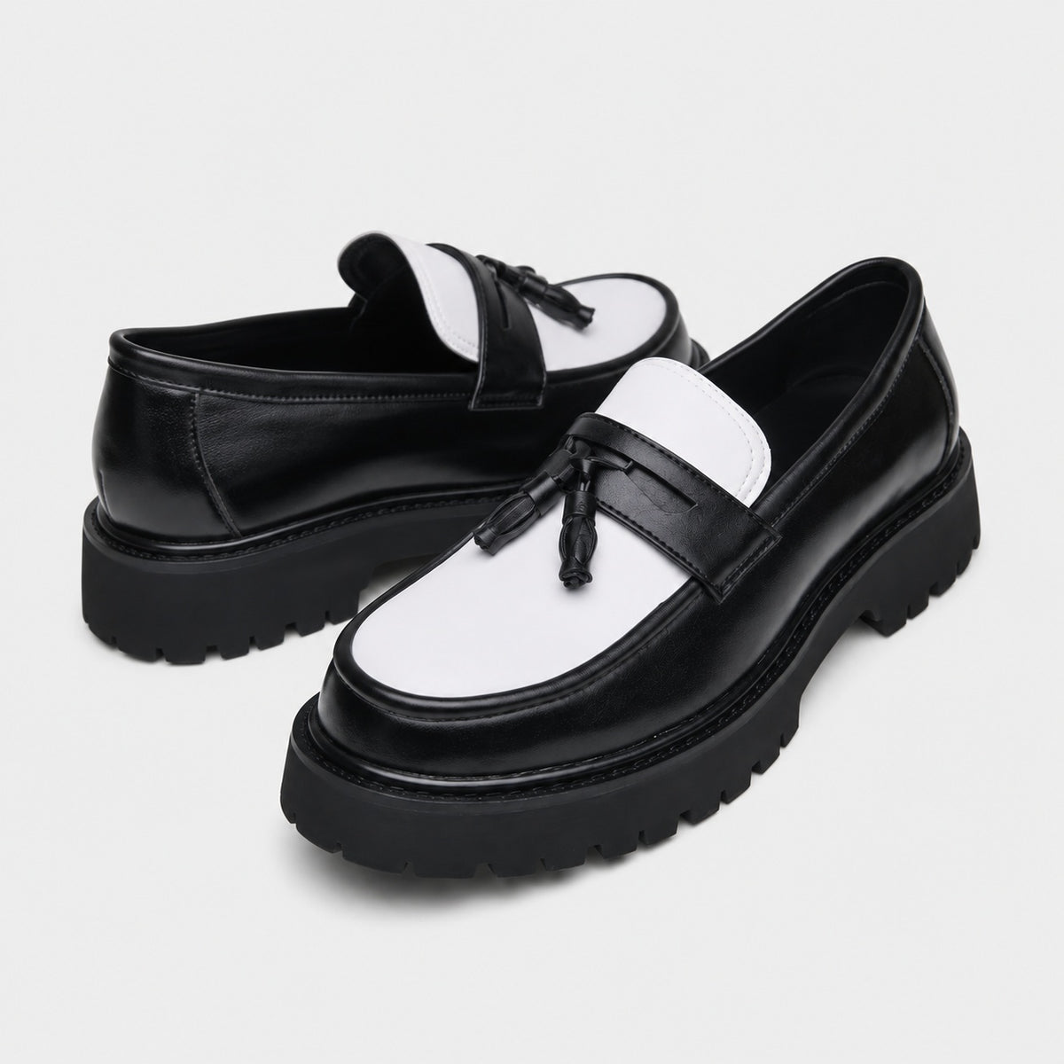 Noble Chaussure Mocassin Homme À Gland Mocassin Homme Noir Et Blanc À Glands Compensé