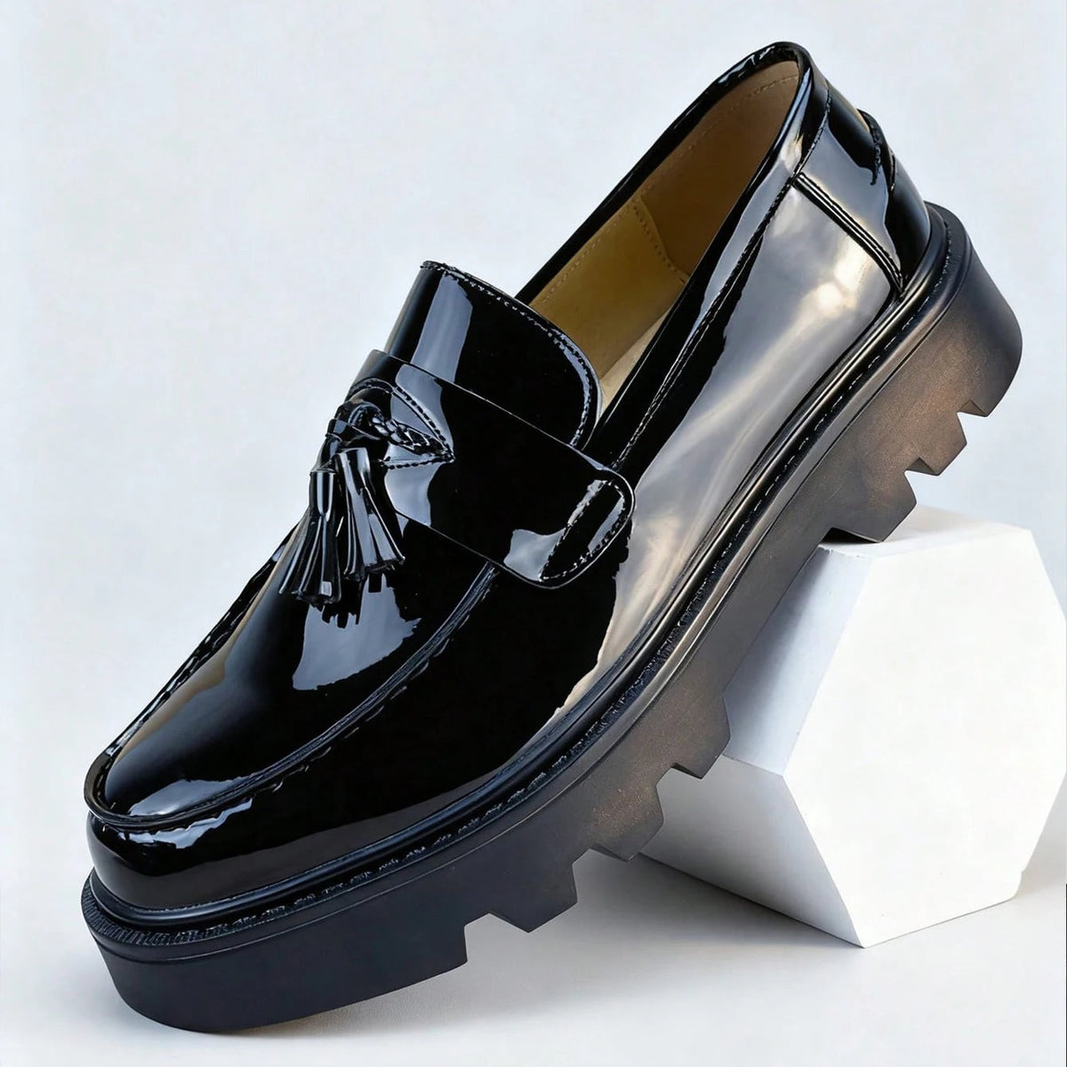Noble Chaussure Mocassin Homme À Gland Mocassin Vernis Compensé