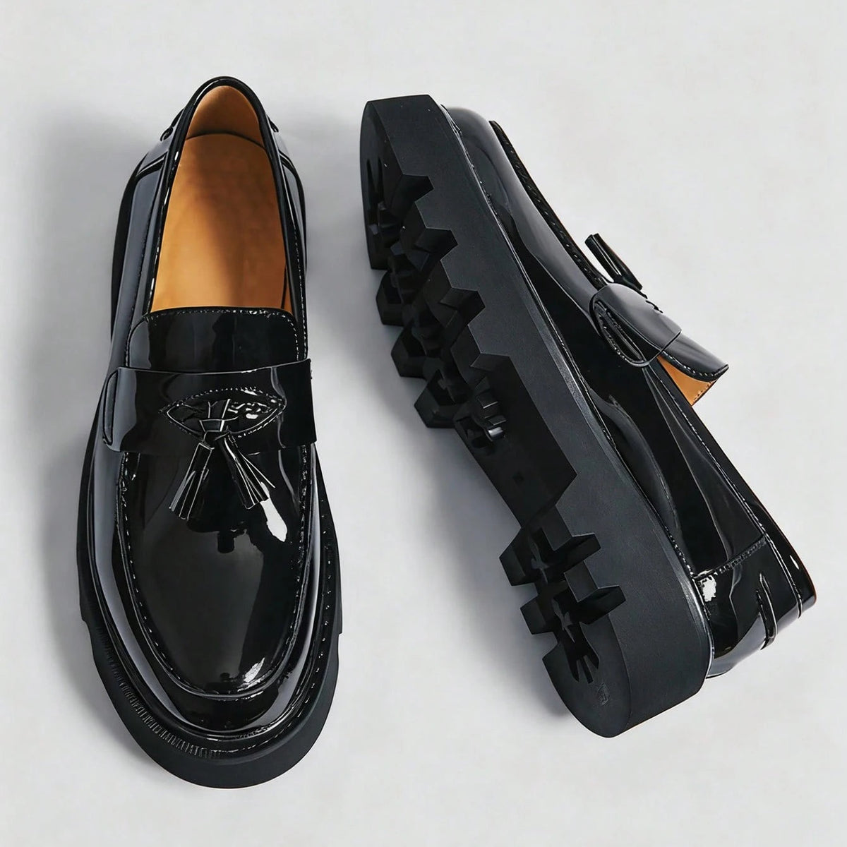 Noble Chaussure Mocassin Homme À Gland Mocassin Vernis Compensé