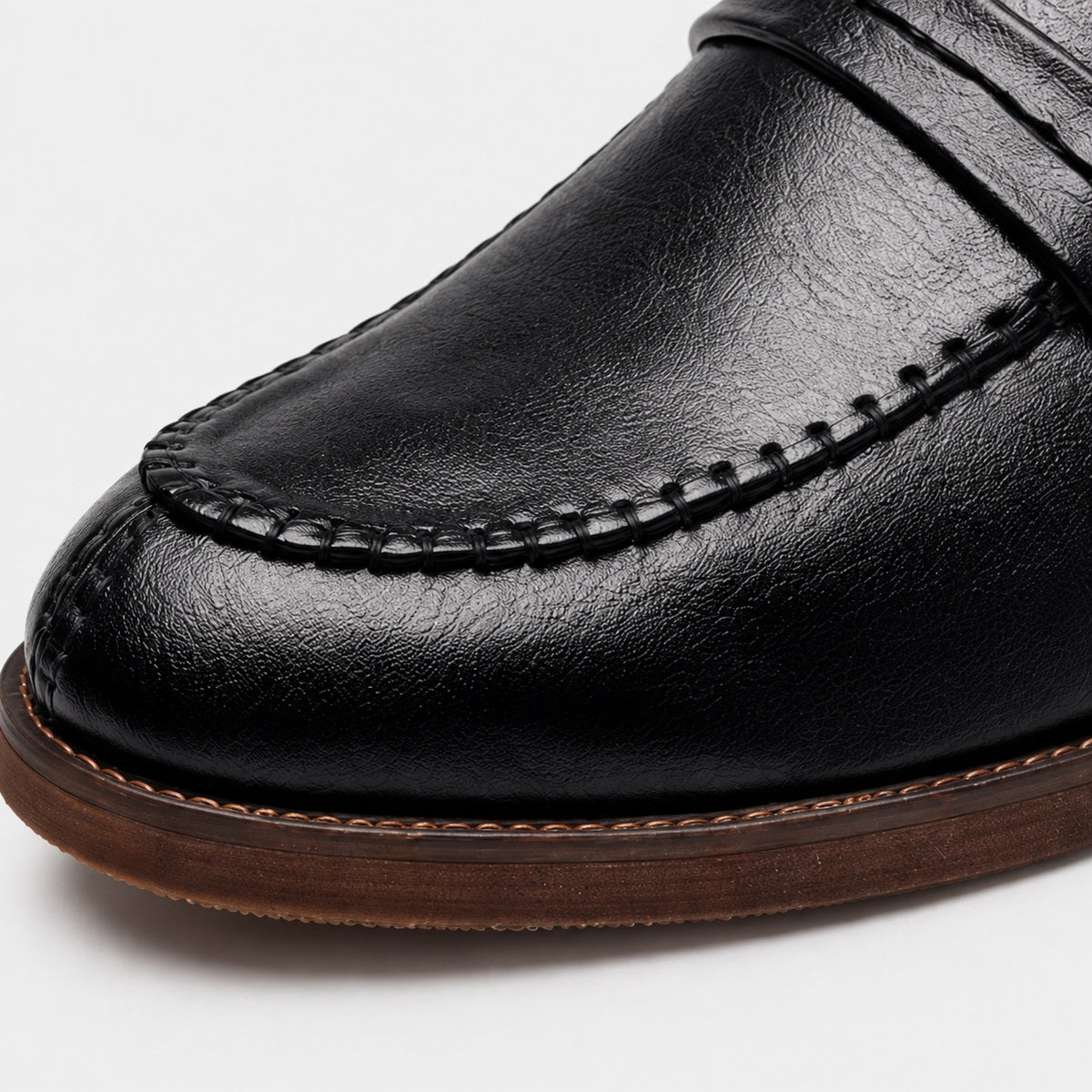 Noble Chaussure Mocassin Homme Cuir Mocassin En Cuir Noir Vernis À Talon