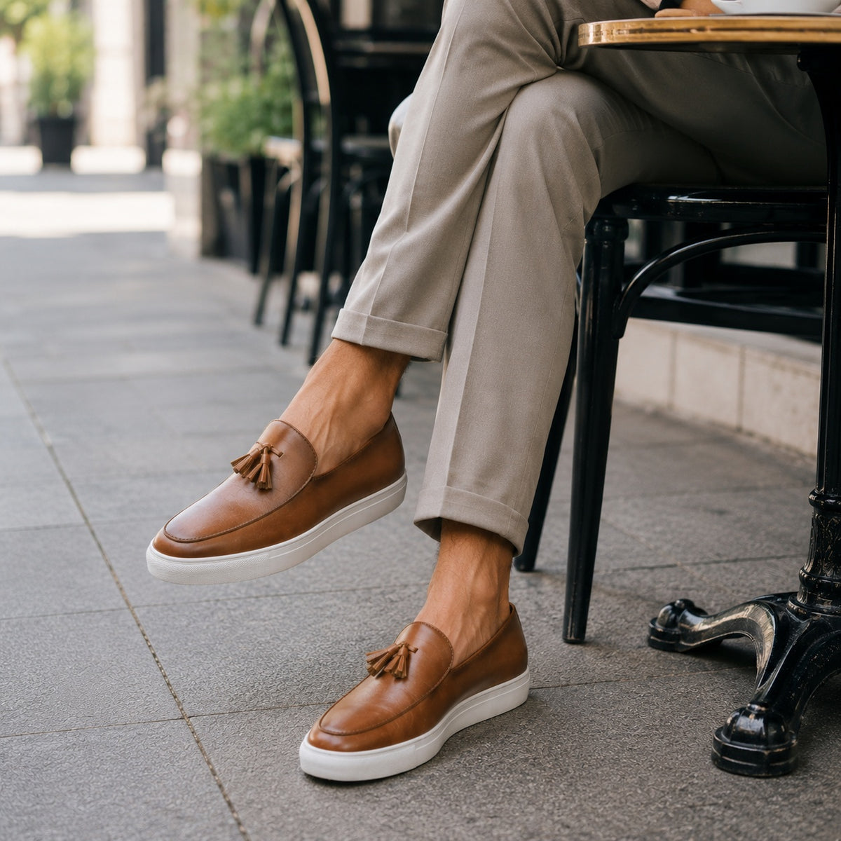 Noble Chaussure Mocassin Homme Cuir Mocassins Homme Moderne en Cuir avec Pompons Marron