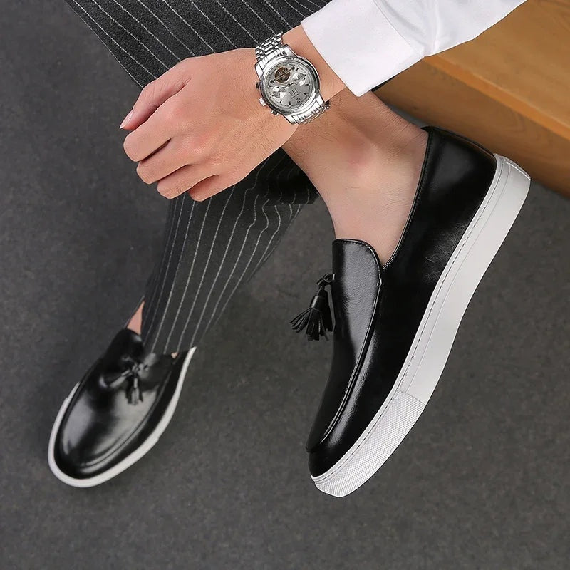 Noble Chaussure Mocassin Homme Cuir Mocassins Homme Moderne en Cuir avec Pompons Noir